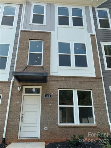 Primary Photo - 1461 Briar Creek Rd