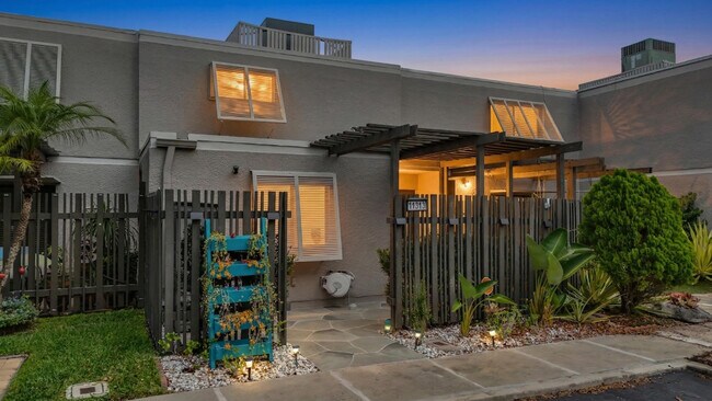 Foto del edificio - 11313 NW 15th St