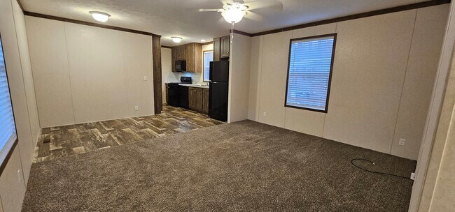 Foto del edificio - 56 Birch Ct