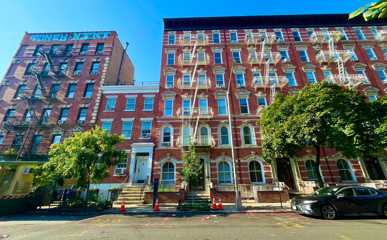 Foto principal - Sun Blasted 2BR in SoHo