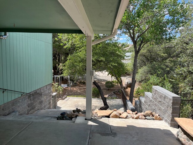 Building Photo - 4 Bedroom Home with Covered RV Parking - G...