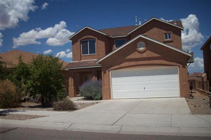 Foto principal - Lovely 3 bedroom home ready for tenants