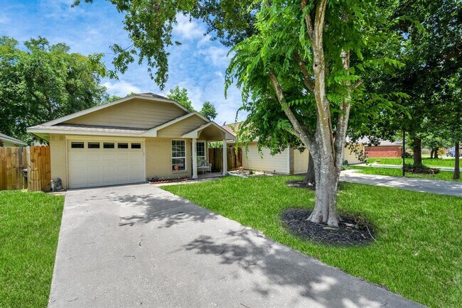 Building Photo - 23603 Prairie Bird Dr