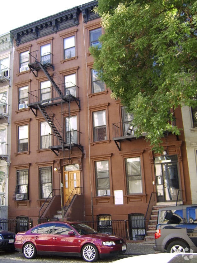 Building Photo - 118 E 117th St