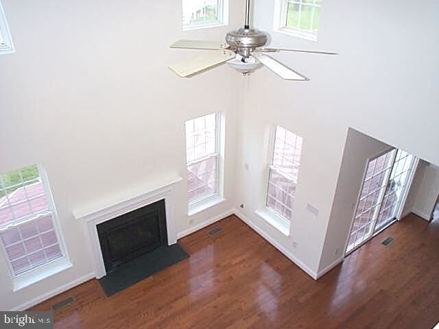 Building Photo - 18 Norwegian Wood Dr