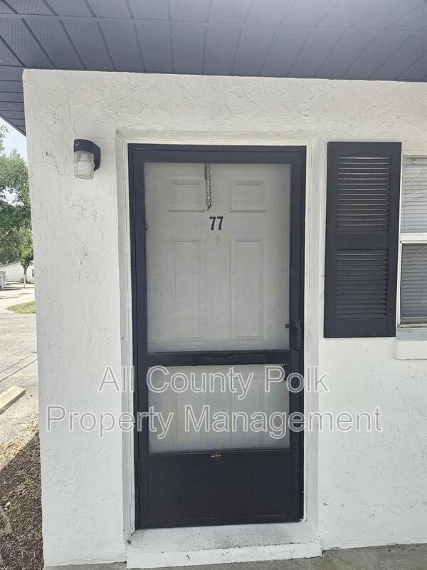 Foto del edificio - 455 Buck Moore Rd