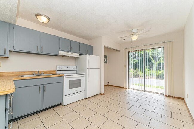 Foto del edificio - 1541 James Patrick Ln