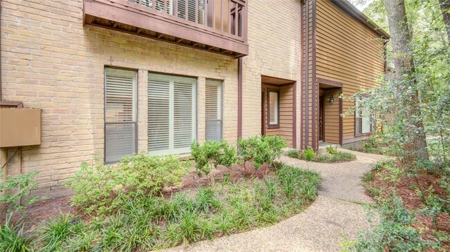 Building Photo - 11711 Memorial Dr