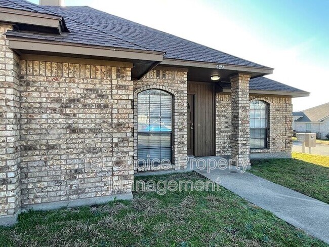 Foto del edificio - 459 Little Valley Ct