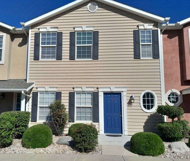 Building Photo - 1033 E 500 S