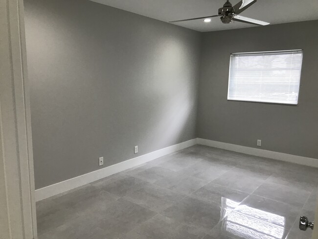 Foto del edificio - 640 NE 7th St