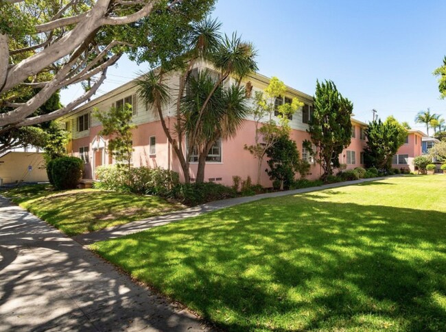 Foto del edificio - 1136 Princeton St