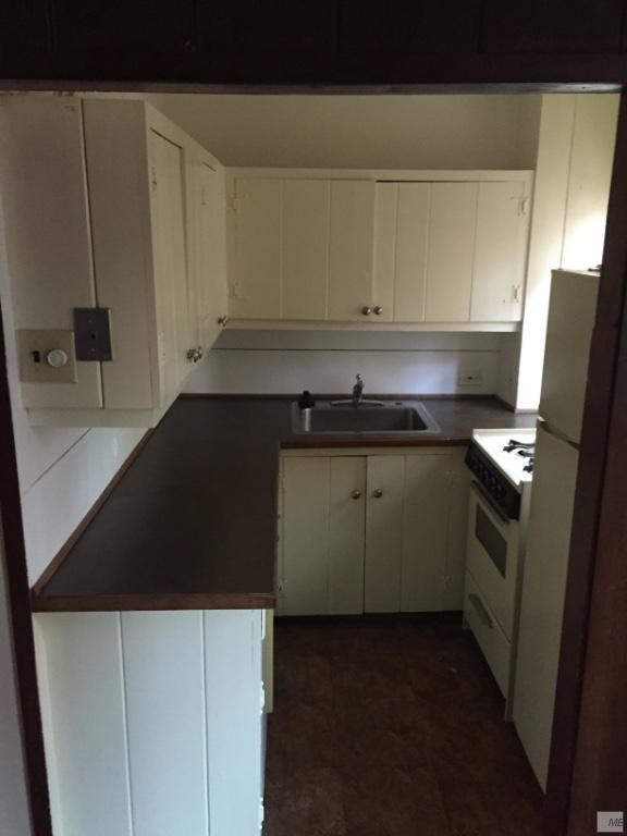 Building Photo - Two Bedroom Duplex Top Floor Beacon Hill