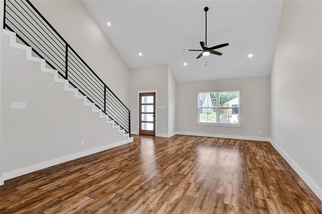 Building Photo - 506 Saucer Dr