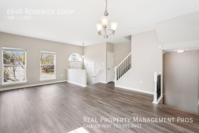 Building Photo - 6640 Roderick Loop
