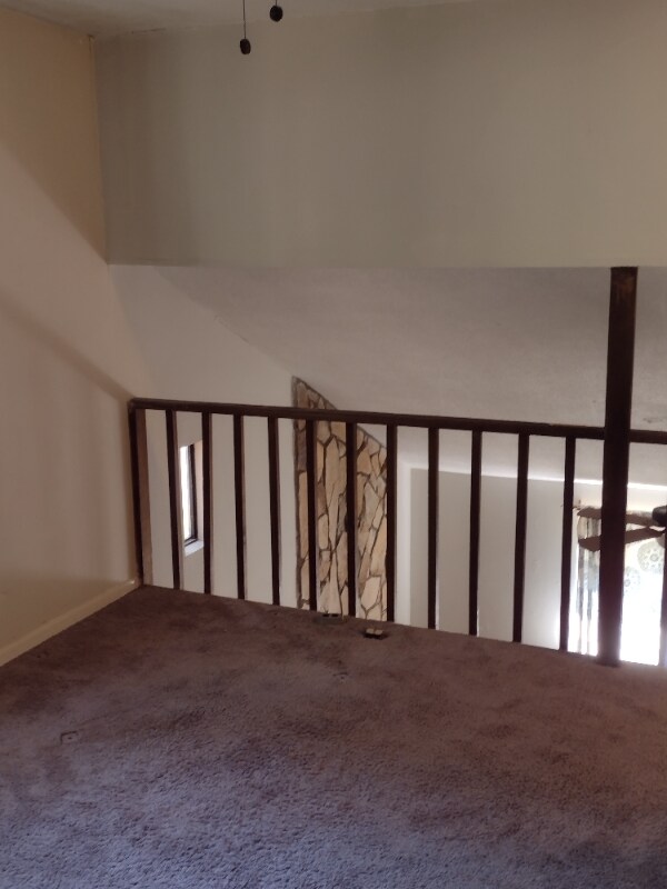 Foto del edificio - 2316 Brook Canyon Dr