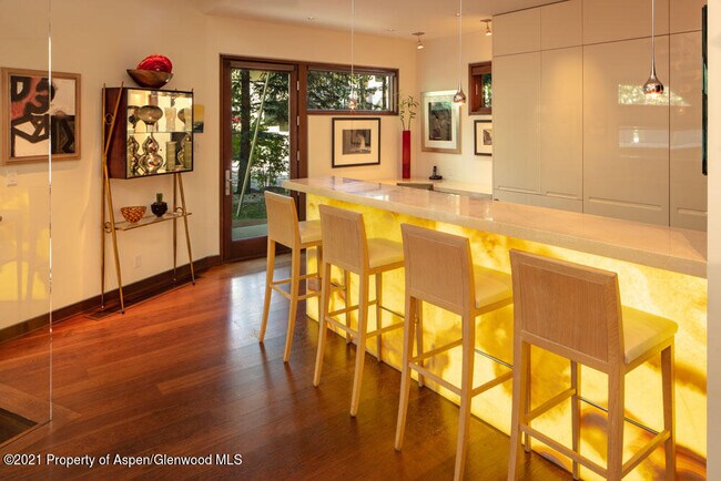 Foto del edificio - 604 N 8th St
