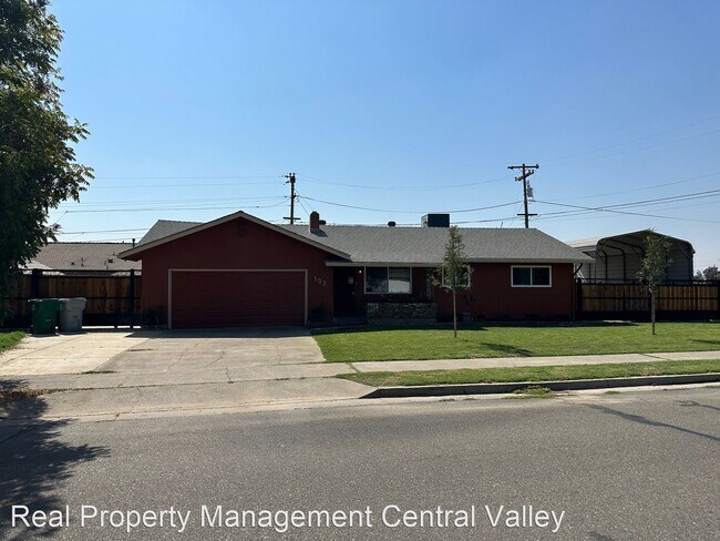 Foto del edificio - 3 br, 2 bath House - 132 E Clinton Ave.