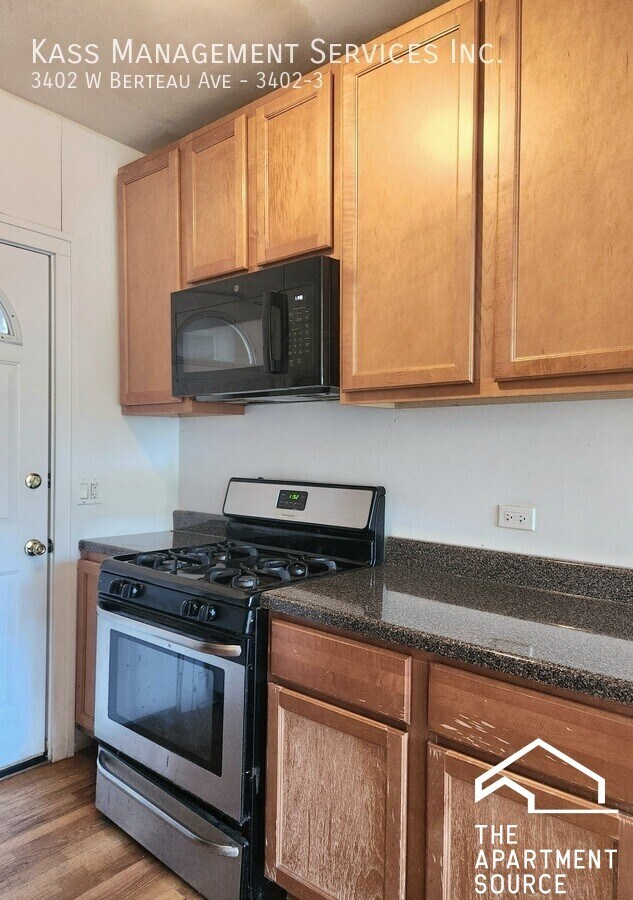 Foto del edificio - 4204 N Kimball Ave