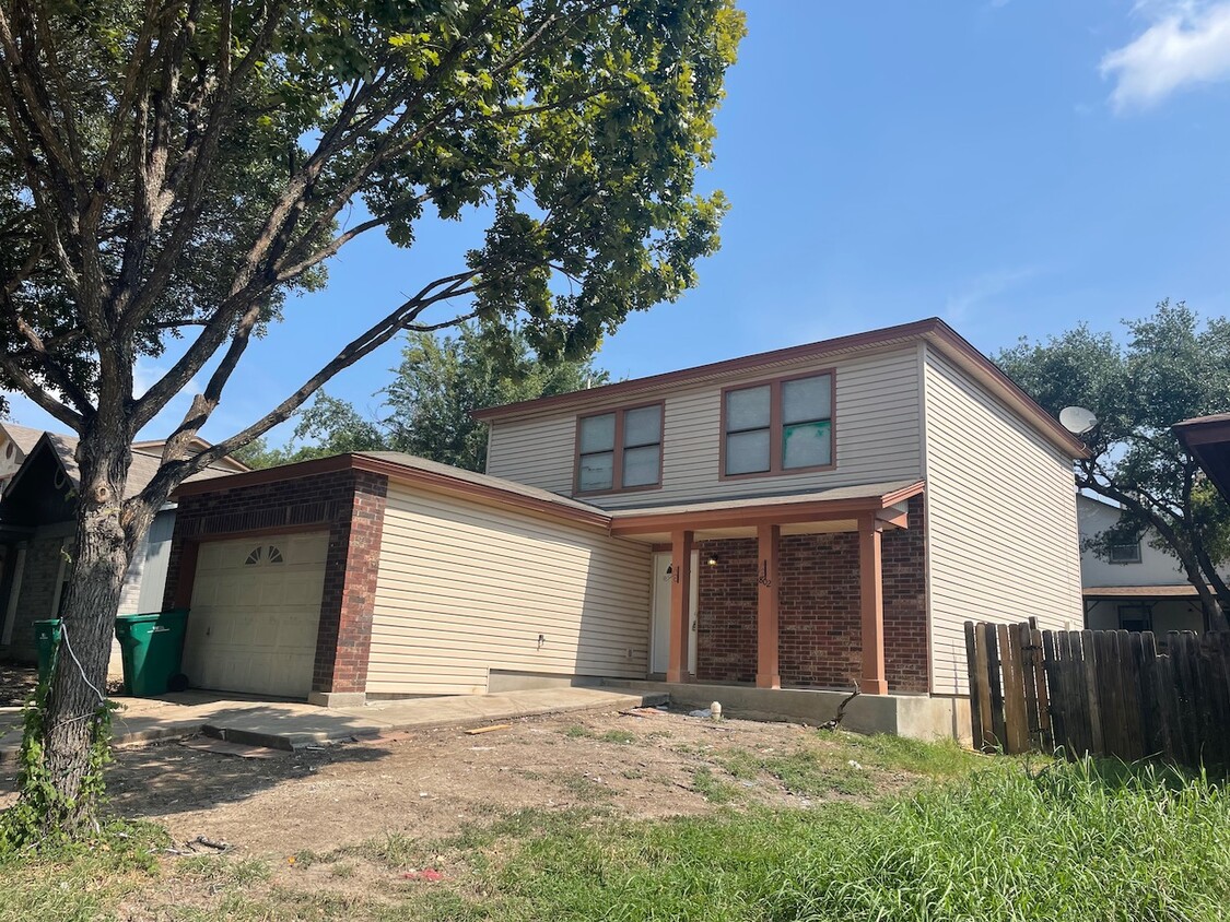 Foto principal - 802 Meadow Dale