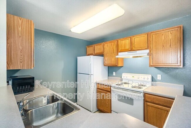 Building Photo - 7440 S Blackhawk St