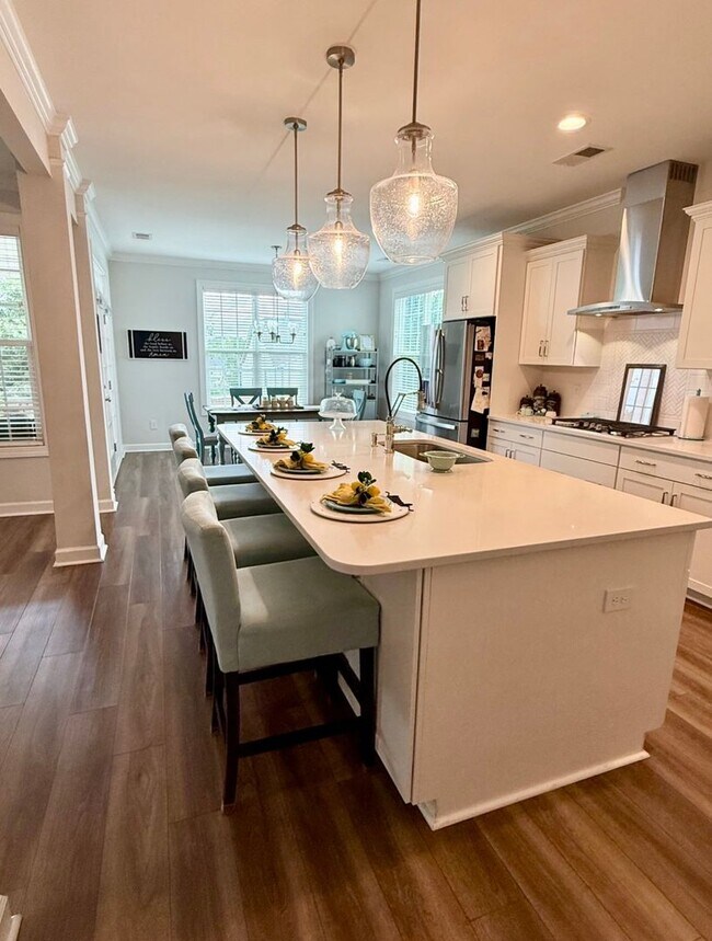 Building Photo - Luxury Living in Simpsonville – Spacious Home with Premium Amenities