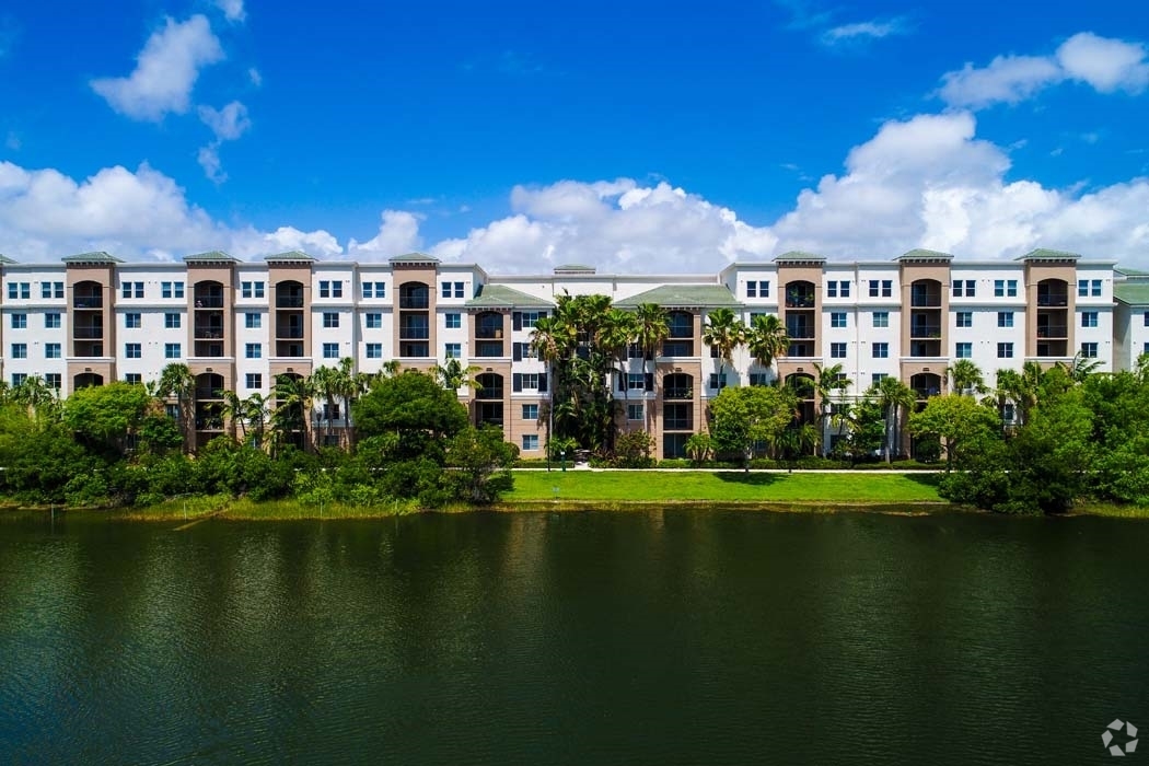 Boynton Beach Apartments With Garage