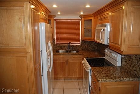 Foto del edificio - 9300 W Flagler St