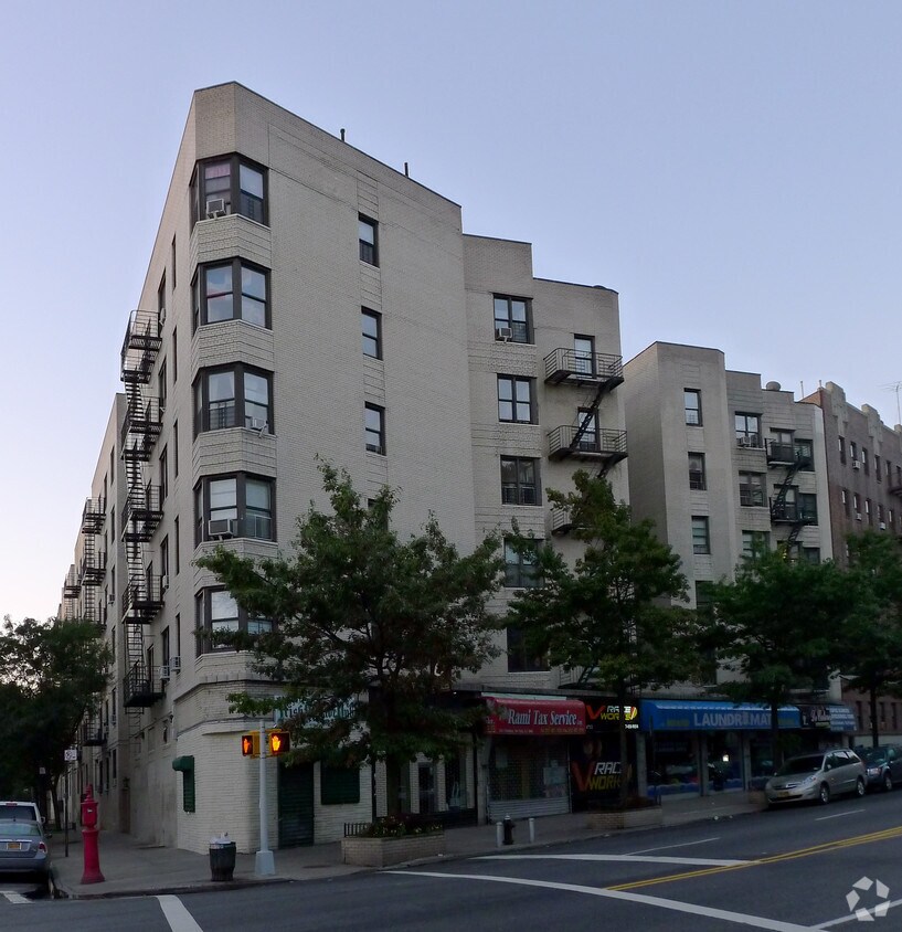 Primary Photo - 4708-4712 Broadway
