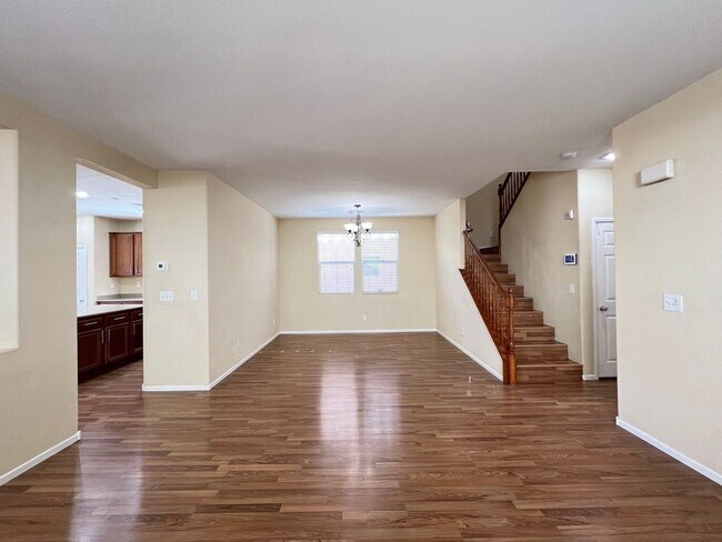 Building Photo - Beautiful 2-story single-family house.