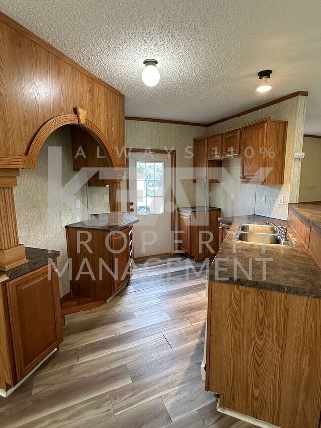 Foto del edificio - 2 bedroom, 2 bath mobile home now available!