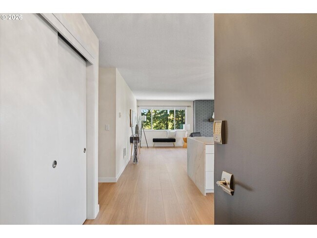Foto del edificio - 200 SW Burnham Rd