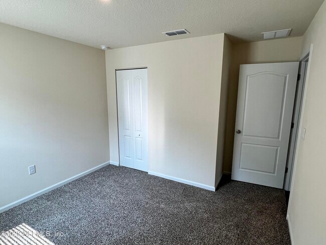 Building Photo - 3106 Lawton Pl