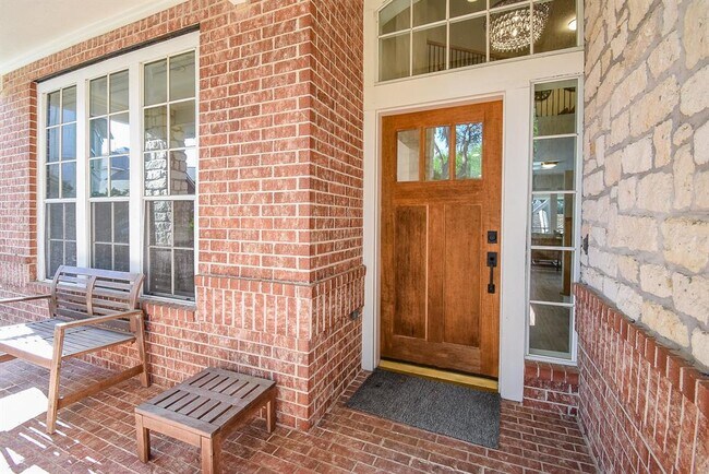 Foto del edificio - 5926 Brook Bend Dr