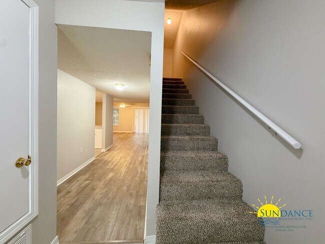 Foto del edificio - Newly Renovated 3 Bedroom Townhouse in Fort Walton Beach!