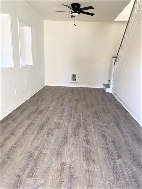 Photo - 19 W Winona Ave House