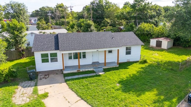 Building Photo - 4 Bedroom Rent to Own Home Available!