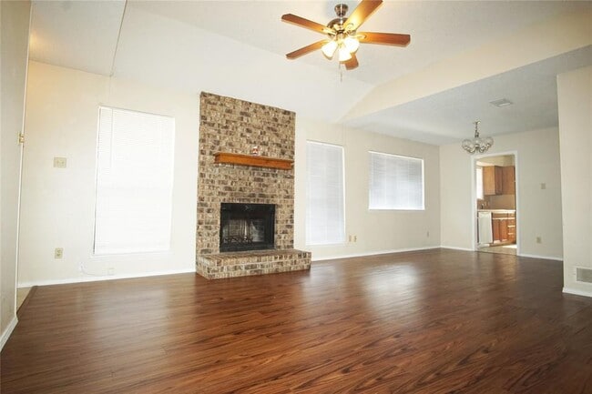 Building Photo - 5718 Red Cactus Ct