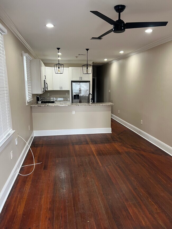 Foto del edificio - 621 S Alexander St