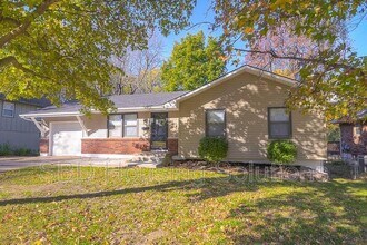Building Photo - 9016 Kentucky Ave