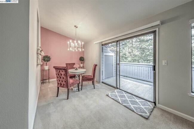 Foto del edificio - 7114 Cross Creek Cir