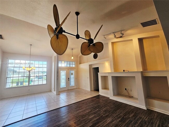 Foto del edificio - 2161 SW Imperial St