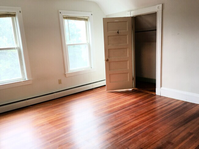 Bedroom - 7 Egan Way