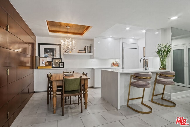 Building Photo - 1230 Horn Ave