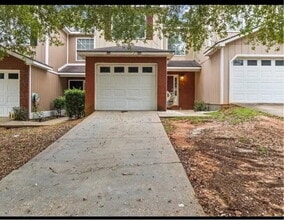 Building Photo - 109 Woodrun Dr