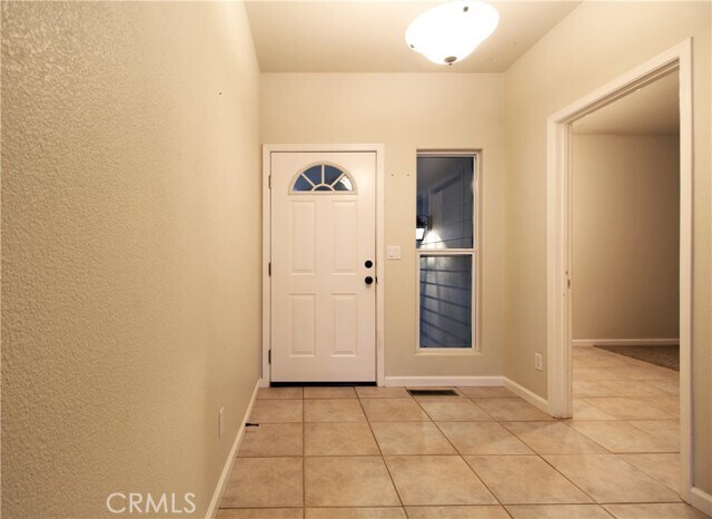 Building Photo - 18896 N Shore Dr