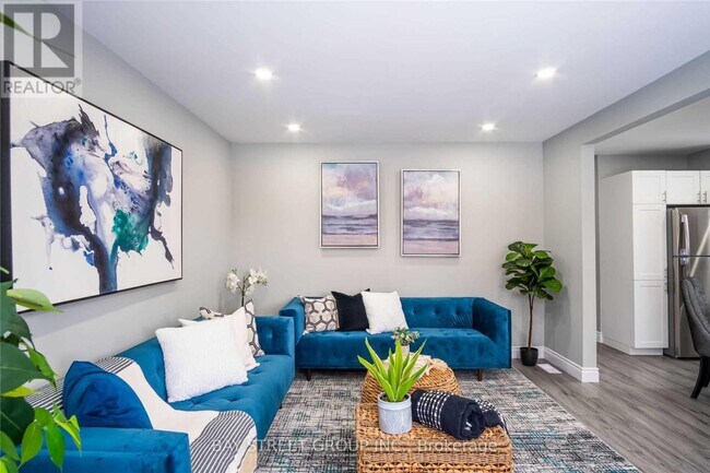 Photo du bâtiment - 351 E 27th St