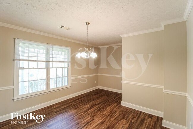 Foto del edificio - 4541 Shiloh Hills Dr