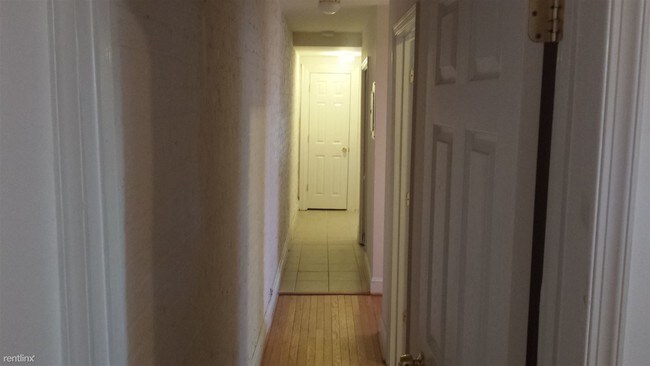 Foto del edificio - 1427 1st St NW