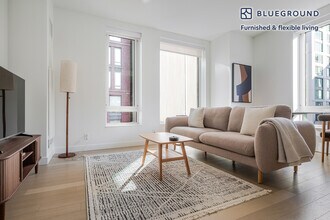 Building Photo - 390 Harrison Ave